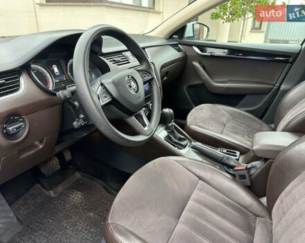 Белый Шкода Октавия, объемом двигателя 1.97 л и пробегом 232 тыс. км за 13980 $, фото 7 на Automoto.ua