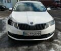 Белый Шкода Октавия, объемом двигателя 1.6 л и пробегом 304 тыс. км за 8900 $, фото 1 на Automoto.ua