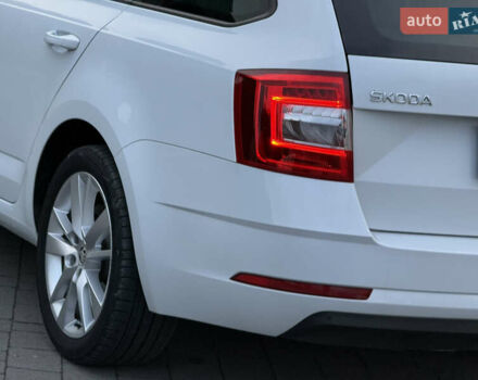 Шкода Октавія 2017 у Стрые на Automoto.ua Білий Шкода Октавія, об'ємом двигуна 1.6 л та пробігом 218 тис. км за 12700 $, фото 25 на Automoto.ua