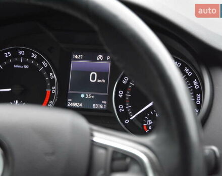 Белый Шкода Октавия, объемом двигателя 1.97 л и пробегом 246 тыс. км за 18300 $, фото 33 на Automoto.ua