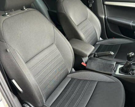 Белый Шкода Октавия, объемом двигателя 1.6 л и пробегом 197 тыс. км за 14499 $, фото 22 на Automoto.ua