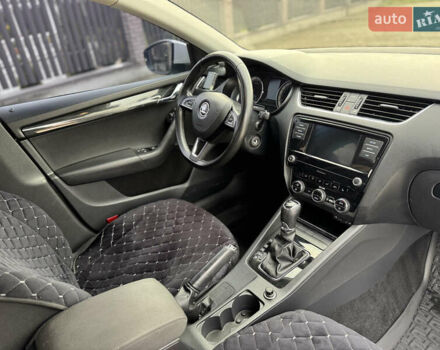 Білий Шкода Октавія, об'ємом двигуна 1.8 л та пробігом 216 тис. км за 14190 $, фото 22 на Automoto.ua