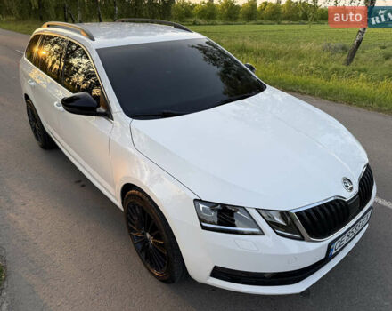 Белый Шкода Октавия, объемом двигателя 1.97 л и пробегом 308 тыс. км за 15600 $, фото 39 на Automoto.ua