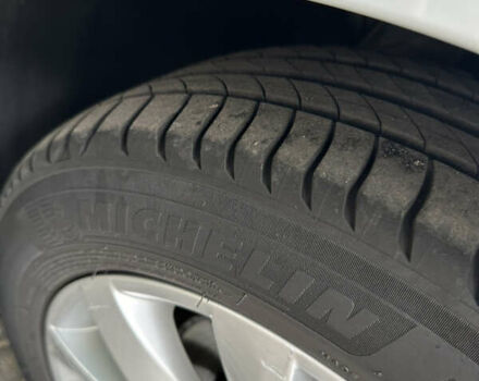 Белый Шкода Октавия, объемом двигателя 1.6 л и пробегом 197 тыс. км за 14499 $, фото 34 на Automoto.ua