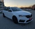 Белый Шкода Октавия, объемом двигателя 2 л и пробегом 182 тыс. км за 17800 $, фото 2 на Automoto.ua