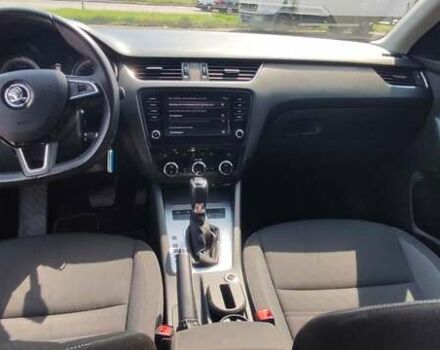 Белый Шкода Октавия, объемом двигателя 1.6 л и пробегом 186 тыс. км за 14900 $, фото 21 на Automoto.ua