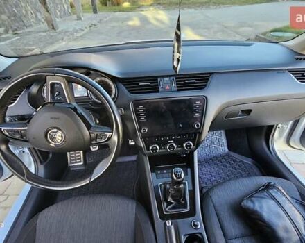 Белый Шкода Октавия, объемом двигателя 1.6 л и пробегом 245 тыс. км за 12499 $, фото 36 на Automoto.ua