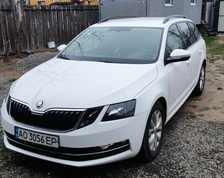 Белый Шкода Октавия, объемом двигателя 1.6 л и пробегом 340 тыс. км за 10800 $, фото 13 на Automoto.ua
