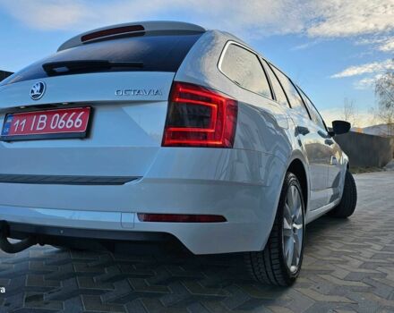 Белый Шкода Октавия, объемом двигателя 1.6 л и пробегом 245 тыс. км за 12500 $, фото 17 на Automoto.ua