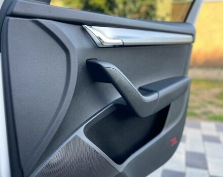 Белый Шкода Октавия, объемом двигателя 1.6 л и пробегом 208 тыс. км за 11699 $, фото 18 на Automoto.ua