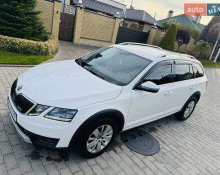 Белый Шкода Октавия, объемом двигателя 1.97 л и пробегом 245 тыс. км за 17500 $, фото 12 на Automoto.ua