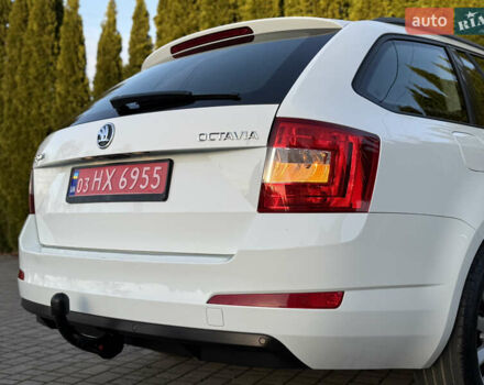 Белый Шкода Октавия, объемом двигателя 2 л и пробегом 183 тыс. км за 14300 $, фото 28 на Automoto.ua