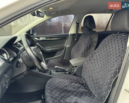 Білий Шкода Октавія, об'ємом двигуна 1.8 л та пробігом 216 тис. км за 14190 $, фото 24 на Automoto.ua