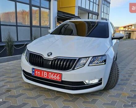 Белый Шкода Октавия, объемом двигателя 1.6 л и пробегом 245 тыс. км за 12499 $, фото 17 на Automoto.ua