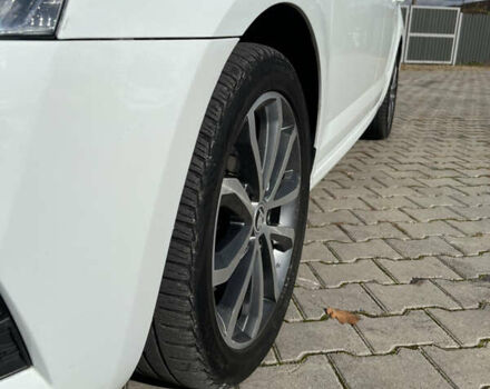 Білий Шкода Октавія, об'ємом двигуна 1.6 л та пробігом 195 тис. км за 14800 $, фото 6 на Automoto.ua