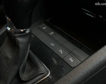 Белый Шкода Октавия, объемом двигателя 1.6 л и пробегом 212 тыс. км за 15340 $, фото 22 на Automoto.ua