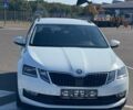 Белый Шкода Октавия, объемом двигателя 2 л и пробегом 220 тыс. км за 16200 $, фото 139 на Automoto.ua