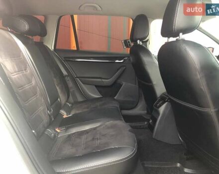 Белый Шкода Октавия, объемом двигателя 1.6 л и пробегом 270 тыс. км за 13990 $, фото 8 на Automoto.ua