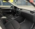 Білий Шкода Октавія, об'ємом двигуна 1.6 л та пробігом 285 тис. км за 10800 $, фото 18 на Automoto.ua