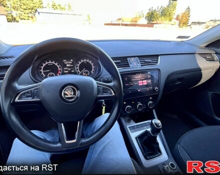 Белый Шкода Октавия, объемом двигателя 1.6 л и пробегом 0 тыс. км за 11500 $, фото 1 на Automoto.ua
