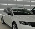 Белый Шкода Октавия, объемом двигателя 1.8 л и пробегом 205 тыс. км за 15500 $, фото 1 на Automoto.ua