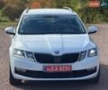 Белый Шкода Октавия, объемом двигателя 2 л и пробегом 251 тыс. км за 15400 $, фото 3 на Automoto.ua