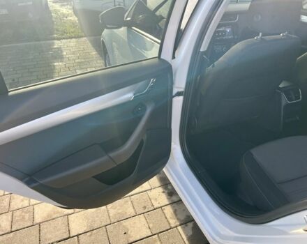 Белый Шкода Октавия, объемом двигателя 2 л и пробегом 247 тыс. км за 13500 $, фото 6 на Automoto.ua