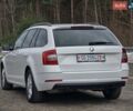 Белый Шкода Октавия, объемом двигателя 2 л и пробегом 200 тыс. км за 14499 $, фото 5 на Automoto.ua