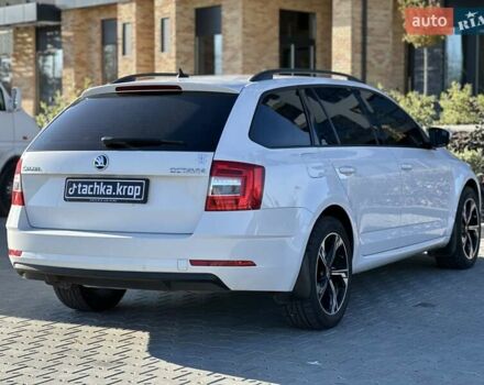 Белый Шкода Октавия, объемом двигателя 1.6 л и пробегом 198 тыс. км за 13500 $, фото 16 на Automoto.ua