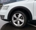 Белый Шкода Октавия, объемом двигателя 2 л и пробегом 245 тыс. км за 17390 $, фото 6 на Automoto.ua