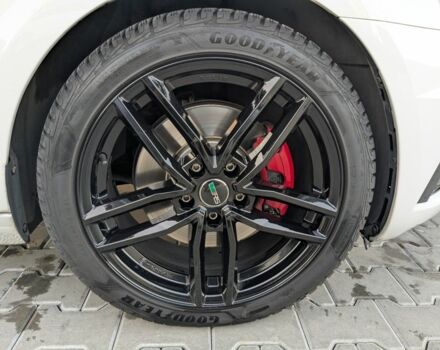 Белый Шкода Октавия, объемом двигателя 2 л и пробегом 182 тыс. км за 17800 $, фото 6 на Automoto.ua