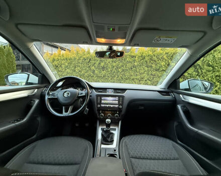 Шкода Октавія 2017 у Стрые на Automoto.ua Білий Шкода Октавія, об'ємом двигуна 1.6 л та пробігом 218 тис. км за 12700 $, фото 4 на Automoto.ua