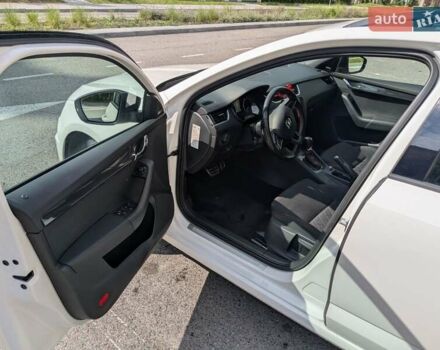 Білий Шкода Октавія, об'ємом двигуна 1.97 л та пробігом 182 тис. км за 19500 $, фото 20 на Automoto.ua