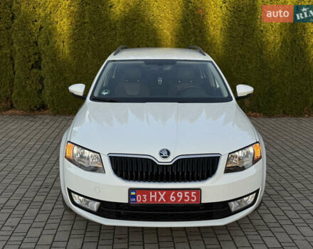 Белый Шкода Октавия, объемом двигателя 2 л и пробегом 183 тыс. км за 14300 $, фото 20 на Automoto.ua