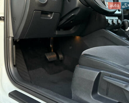 Белый Шкода Октавия, объемом двигателя 2 л и пробегом 183 тыс. км за 14300 $, фото 45 на Automoto.ua