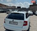 Белый Шкода Октавия, объемом двигателя 1.6 л и пробегом 314 тыс. км за 11500 $, фото 4 на Automoto.ua