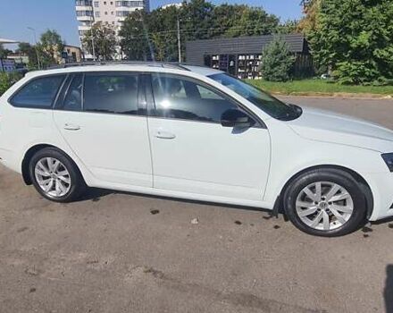 Білий Шкода Октавія, об'ємом двигуна 1.6 л та пробігом 197 тис. км за 14800 $, фото 14 на Automoto.ua