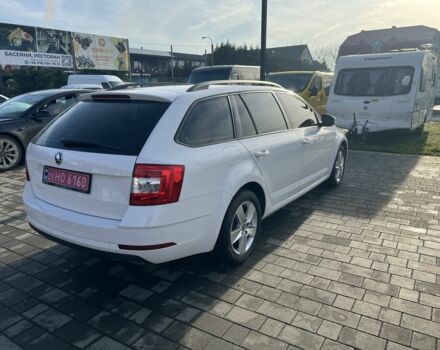 Белый Шкода Октавия, объемом двигателя 2 л и пробегом 247 тыс. км за 13500 $, фото 2 на Automoto.ua