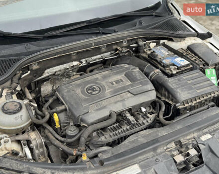 Білий Шкода Октавія, об'ємом двигуна 1.8 л та пробігом 216 тис. км за 14190 $, фото 26 на Automoto.ua