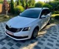 Белый Шкода Октавия, объемом двигателя 1.6 л и пробегом 208 тыс. км за 11699 $, фото 7 на Automoto.ua