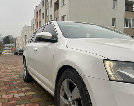 Белый Шкода Октавия, объемом двигателя 1.6 л и пробегом 200 тыс. км за 13700 $, фото 26 на Automoto.ua