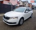 Білий Шкода Октавія, об'ємом двигуна 1.6 л та пробігом 247 тис. км за 10900 $, фото 1 на Automoto.ua