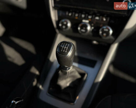 Білий Шкода Октавія, об'ємом двигуна 1.97 л та пробігом 250 тис. км за 13300 $, фото 33 на Automoto.ua