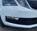 Белый Шкода Октавия, объемом двигателя 2 л и пробегом 220 тыс. км за 16200 $, фото 11 на Automoto.ua