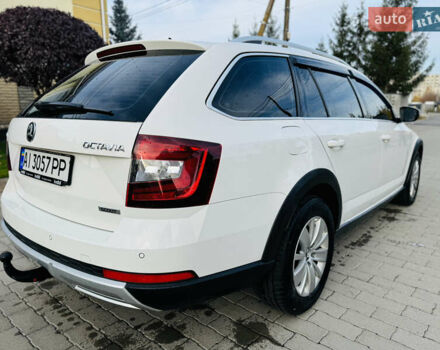 Белый Шкода Октавия, объемом двигателя 1.97 л и пробегом 245 тыс. км за 17500 $, фото 5 на Automoto.ua