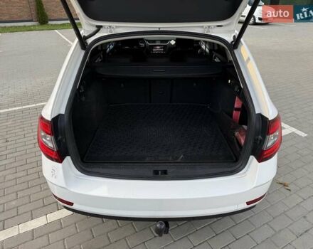 Белый Шкода Октавия, объемом двигателя 1.97 л и пробегом 222 тыс. км за 14900 $, фото 11 на Automoto.ua