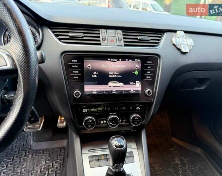 Белый Шкода Октавия, объемом двигателя 1.97 л и пробегом 222 тыс. км за 14900 $, фото 19 на Automoto.ua