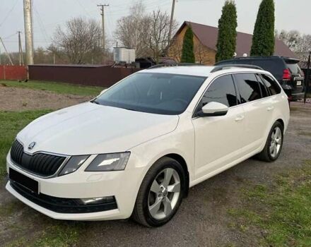 Белый Шкода Октавия, объемом двигателя 1.6 л и пробегом 200 тыс. км за 13700 $, фото 34 на Automoto.ua