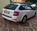 Білий Шкода Октавія, об'ємом двигуна 1.6 л та пробігом 305 тис. км за 12500 $, фото 2 на Automoto.ua