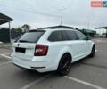 Білий Шкода Октавія, об'ємом двигуна 1.6 л та пробігом 246 тис. км за 15300 $, фото 4 на Automoto.ua